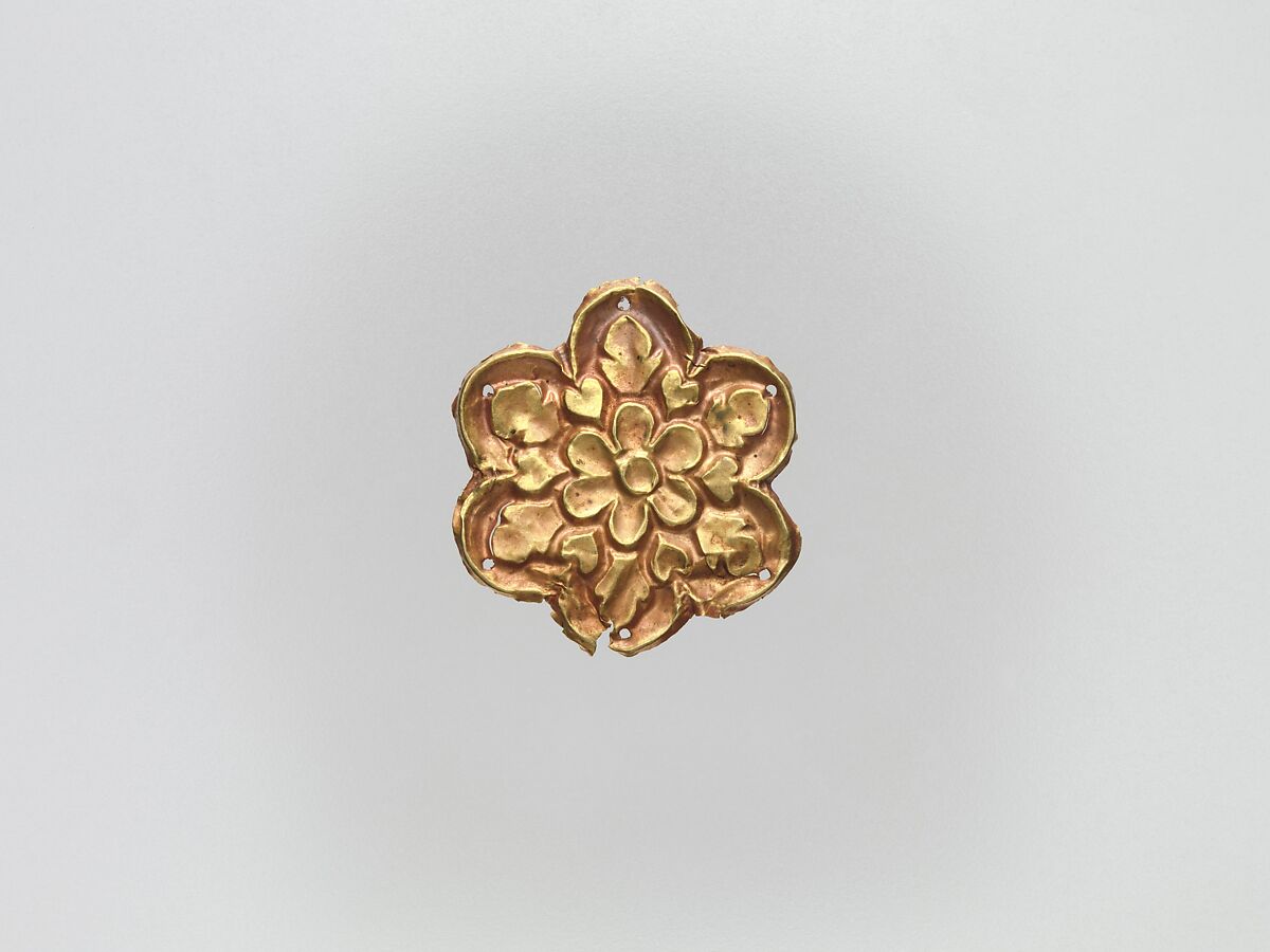 Flower-Shaped Clothing Plaque, Gold, China (Xinjiang Autonomous Region, Central Asia) 