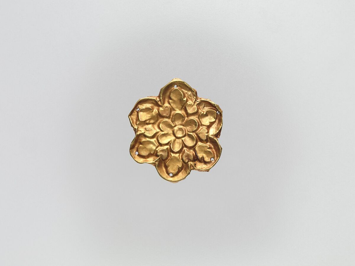 Flower-Shaped Clothing Plaque, Gold, China (Xinjiang Autonomous Region, Central Asia) 