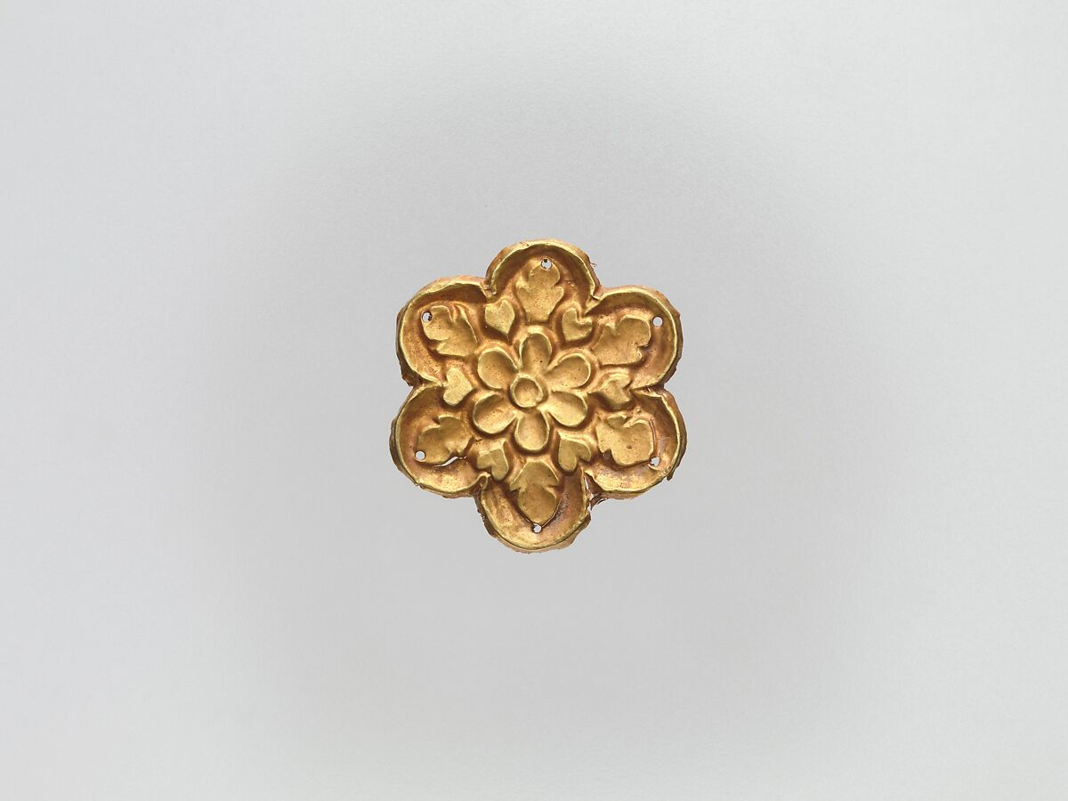 Flower-Shaped Clothing Plaque, Gold, China (Xinjiang Autonomous Region, Central Asia) 