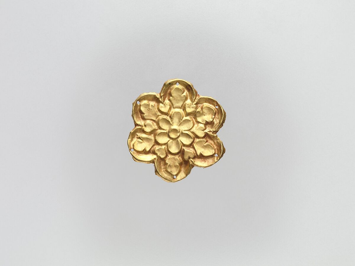 Flower-Shaped Clothing Plaque, Gold, China (Xinjiang Autonomous Region, Central Asia) 