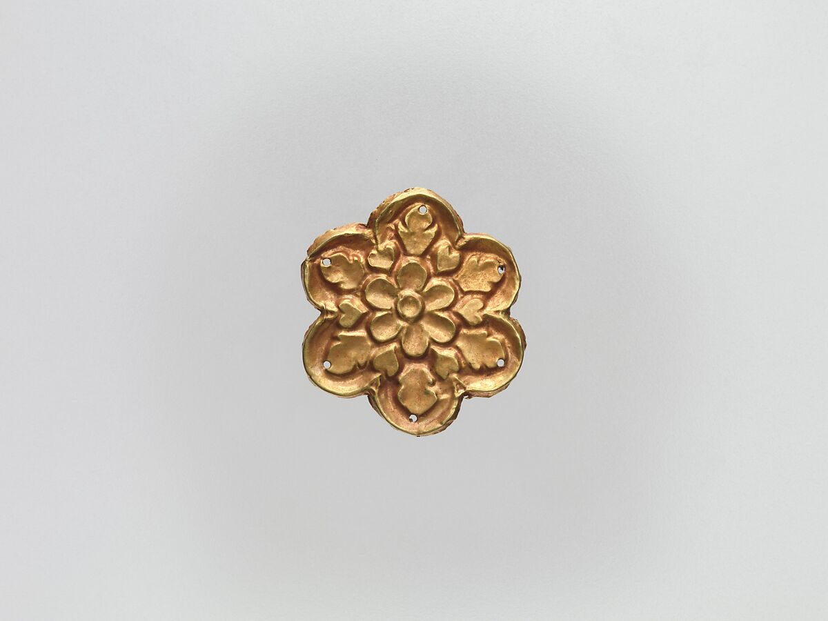 Flower-Shaped Clothing Plaque, Gold, China (Xinjiang Autonomous Region, Central Asia) 