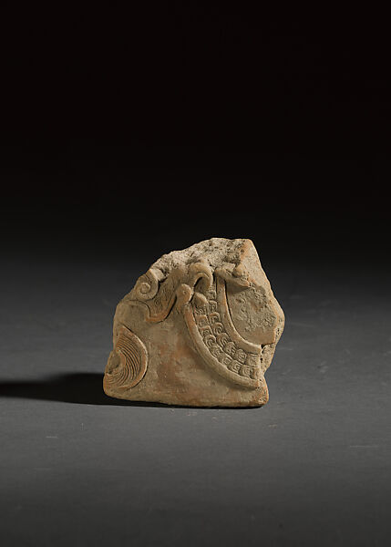 Fragment of a casting model with dragon motif, Earthenware, China 