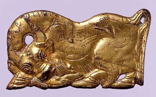 Belt Buckle with Bovine, Gilded bronze, North China 