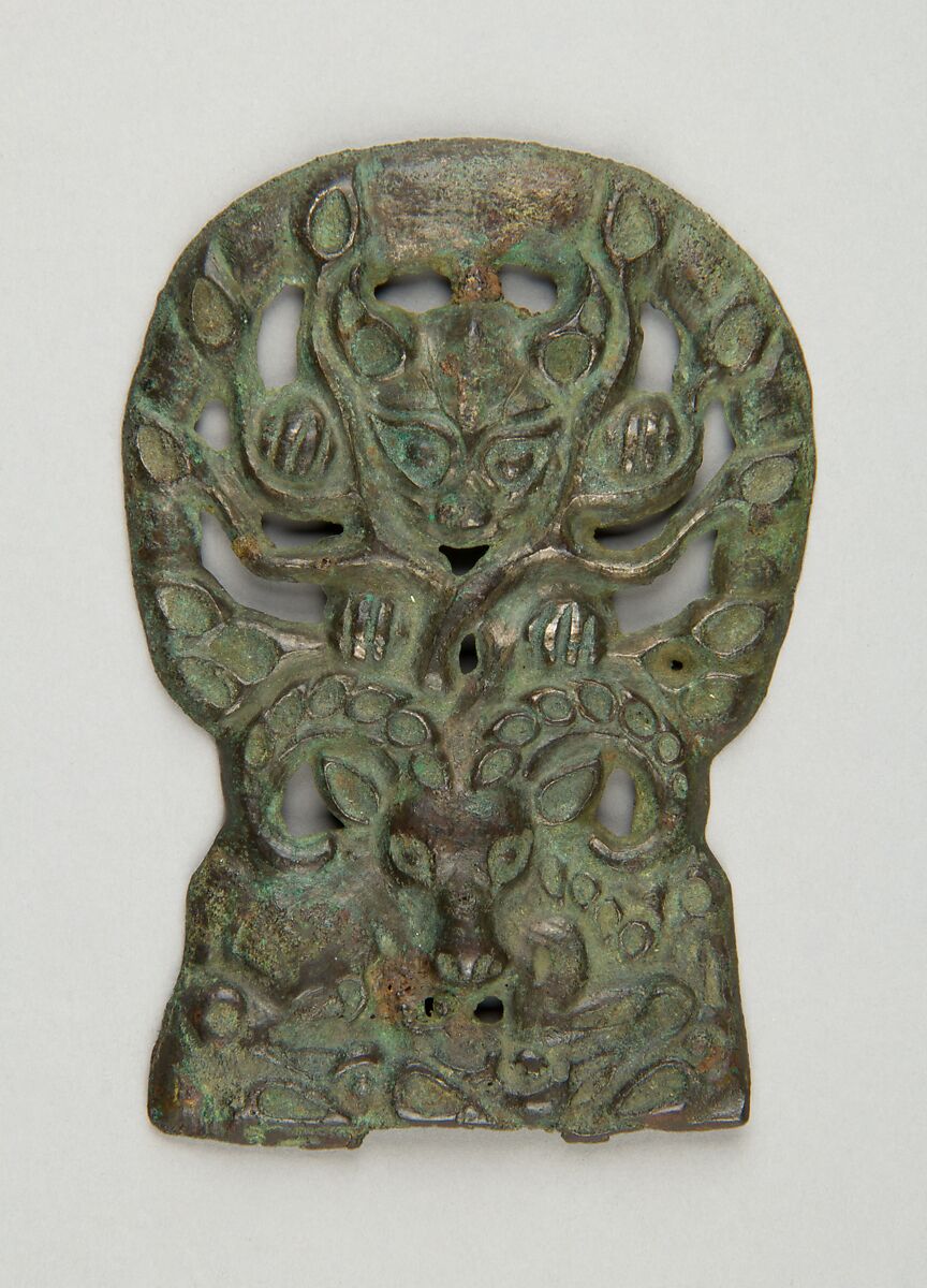 Belt Buckle with Lynx Attacking an Argali, Bronze, Eastern Siberia 