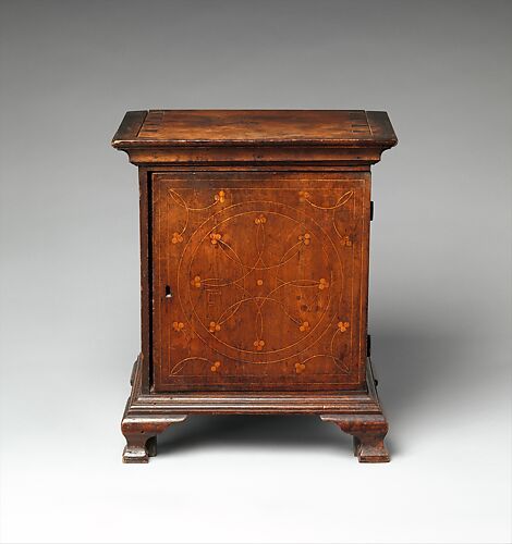 Queen Anne spice box