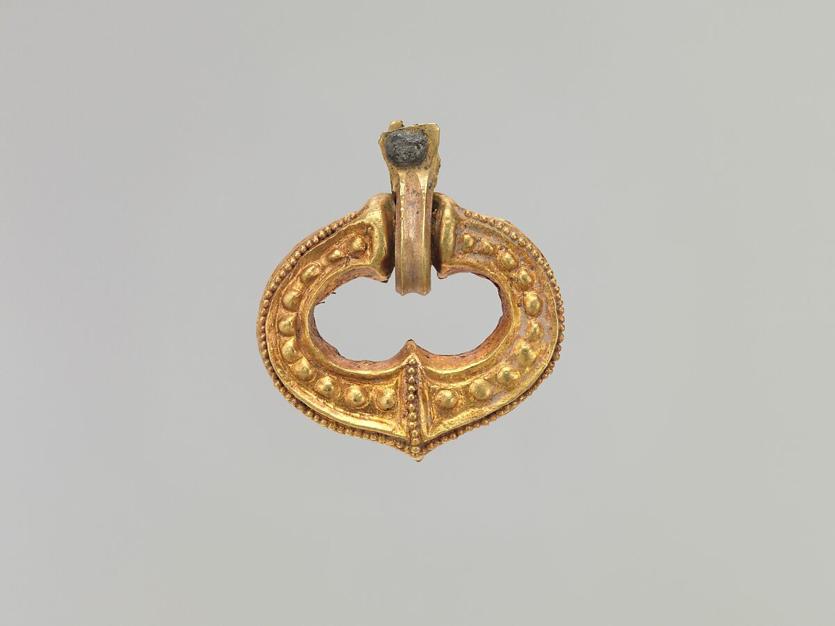 Suspension ring, Gold, Northwest China/Eastern Central Asia 