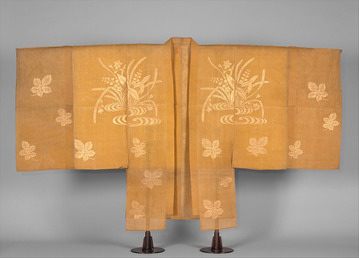 Noh Costume (Chōken) with Water Plants and Mulberry Leaves, Silk gauze (ro) brocaded with metallic thread, Japan