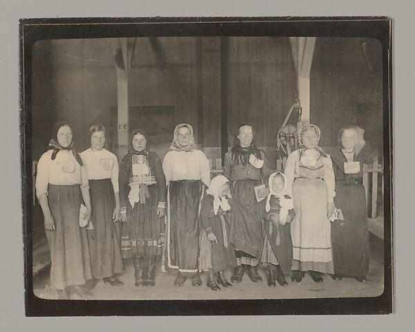 [Hungarian Immigrants, Ellis Island, New York], Augustus Frederick Sherman (American, Lynn, Pennsylvania 1865–1925 New York), Gelatin silver print 