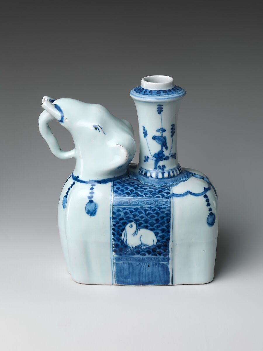 Elephant-Shaped Kendi Drinking Vessel, Porcelain painted in underglaze blue, China