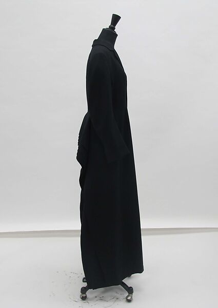 Coat, Yohji Yamamoto (Japanese, born Tokyo, 1943), wool, silk, synthetic, Japanese