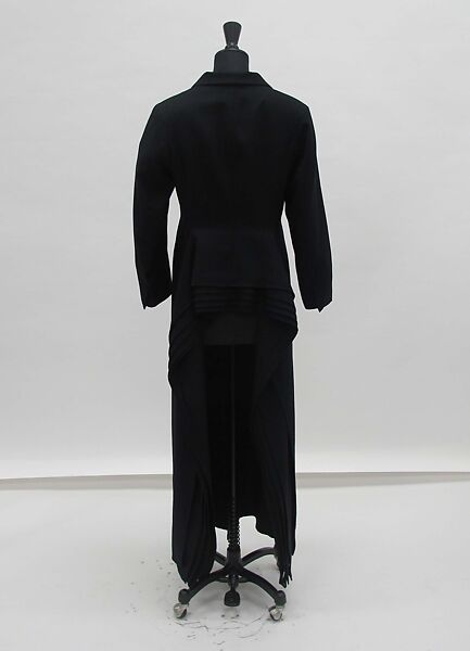 Coat, Yohji Yamamoto (Japanese, born Tokyo, 1943), wool, silk, synthetic, Japanese