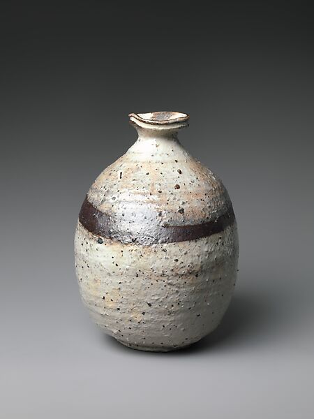Sake Bottle, Tsujimura Shirō (Japanese, born 1947), Stoneware with white slip (kohiki style), Japan