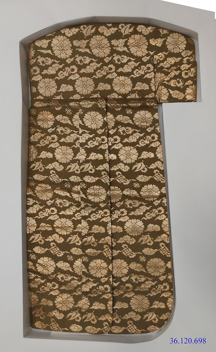 Noh Headdress with Auspicious Motifs, Twill-weave silk with supplementary gold-thread weft patterning, Japan 