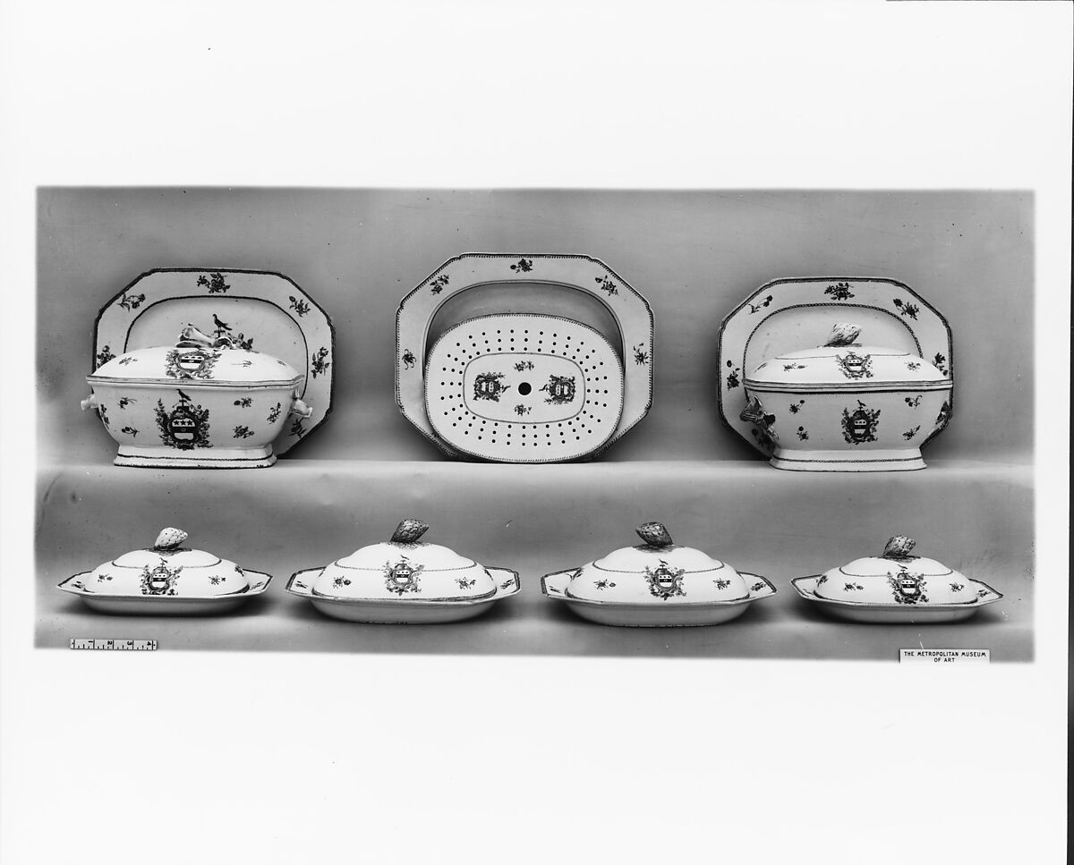 Platter, Porcelain, Chinese, for American market