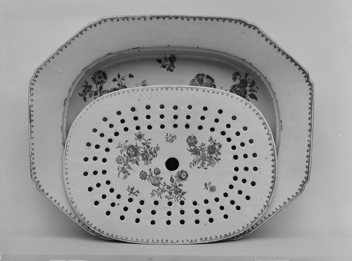 Platter with Drainer, Porcelain