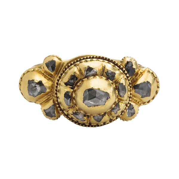 Nine Diamond Rings from a Convent, Gold and diamonds, Spanish