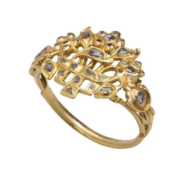 Nine Diamond Rings from a Convent, Gold and diamonds, Spanish