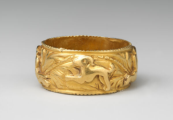Renaissance Hunting Ring, Gold, Spanish