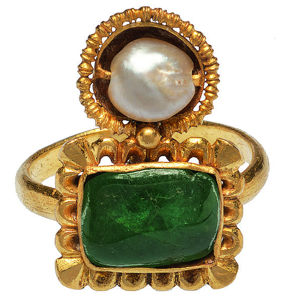 Double Gemstone Ring, Gold, pearl, emerald, Byzantine