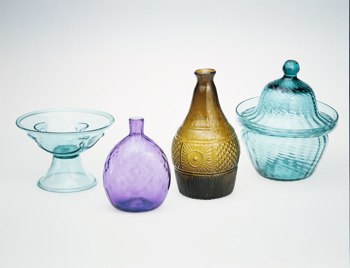 Pocket bottle, Attributed to American Flint Glass Manufactory (1764–1774), Blown pattern-molded glass, American