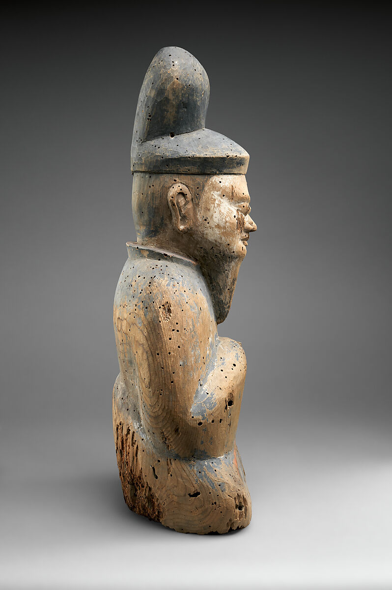 Shinto Deity as a Seated Courtier, Wood; single-block (ichiboku-zukuri) construction, with traces of red and black pigment, Japan