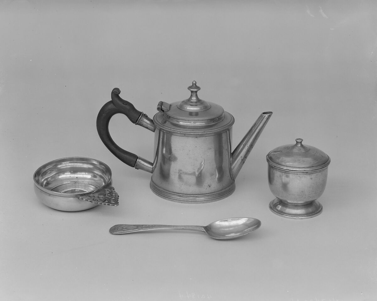 Porringer, Attributed to Joseph Belcher Sr. (1729–1778), Pewter, American