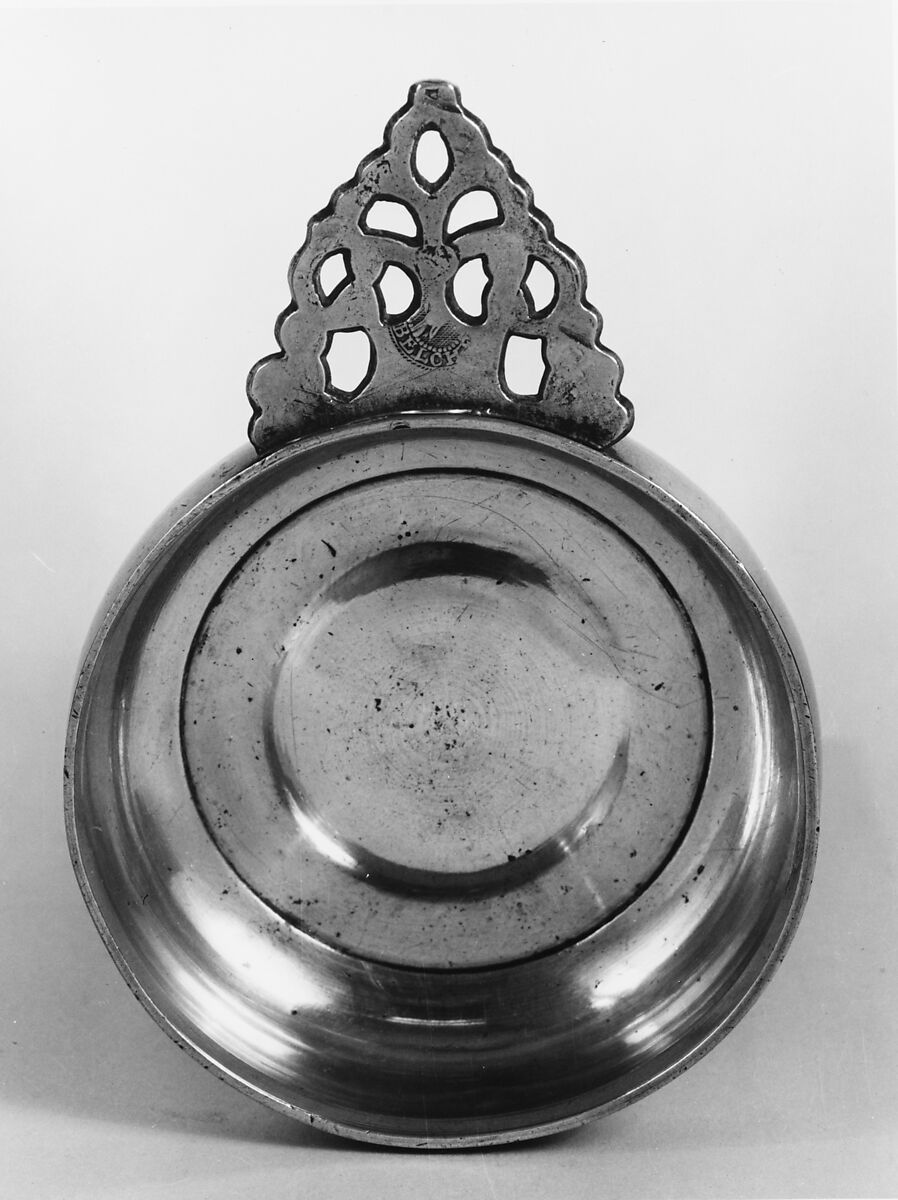 Porringer, Attributed to Joseph Belcher Sr. (1729–1778), Pewter, American 