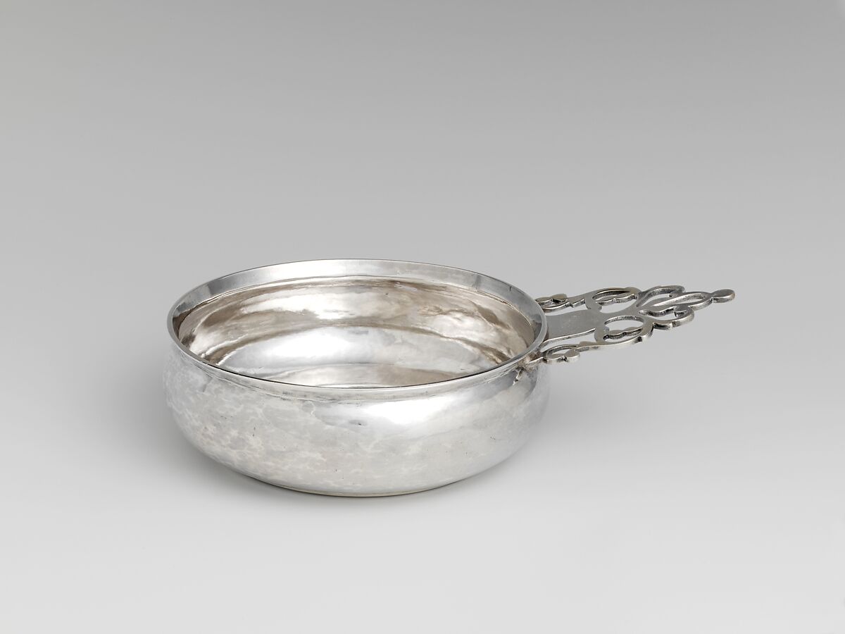 Porringer, Probably Benjamin Brenton (1710–1766), Silver, American 