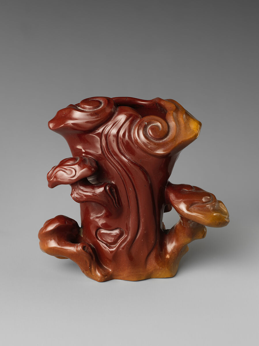 Vase with magic fungus (lingzhi), Jasper, China 