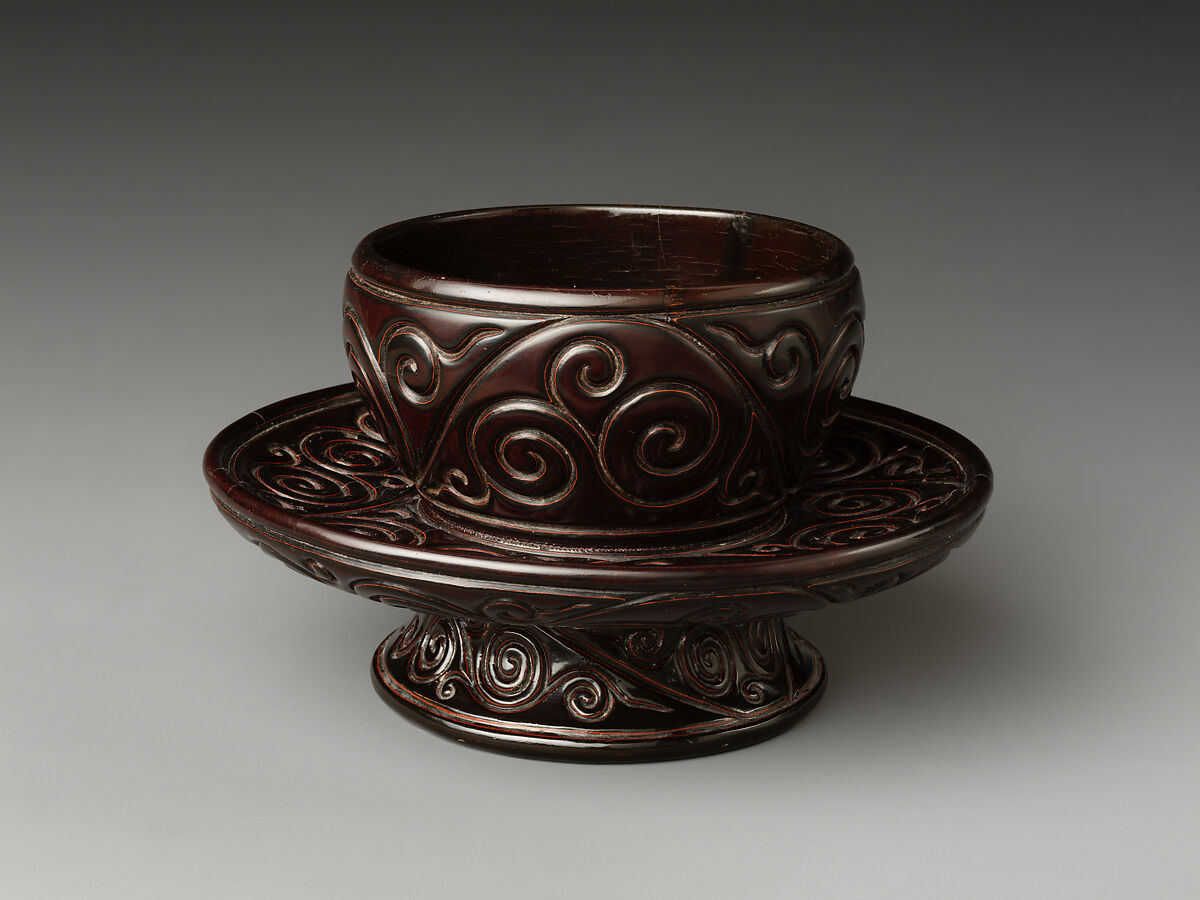 Tea-bowl stand with pommel scrolls, Carved red and black lacquer (tixi), China