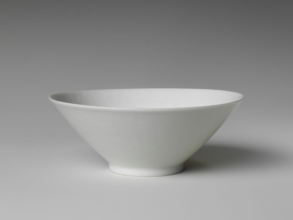 Bowl with dragons (one of a pair), Porcelain with incised design under clear glaze (Jingdezhen ware), China