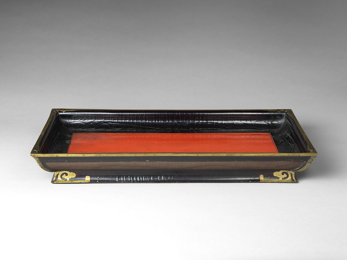 Tray, Red and black lacquer, brass mounts, China 