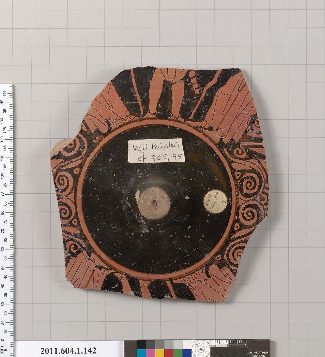 Terracotta fragment of a kylix (drinking cup), Attributed to the Veii Painter [DvB], Terracotta, Greek, Attic