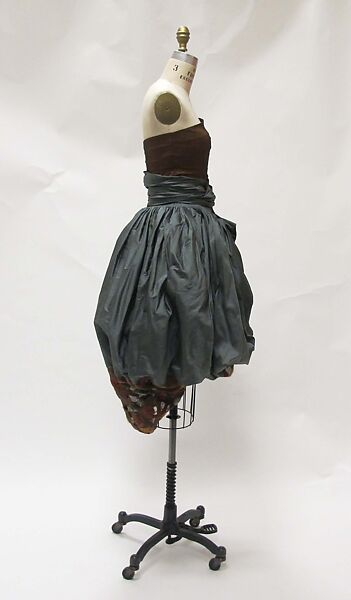 Ensemble, Romeo Gigli (Italian, born 1949), silk, cotton, acetate, nylon, spandex, leather, mother-of-pearl, Italian