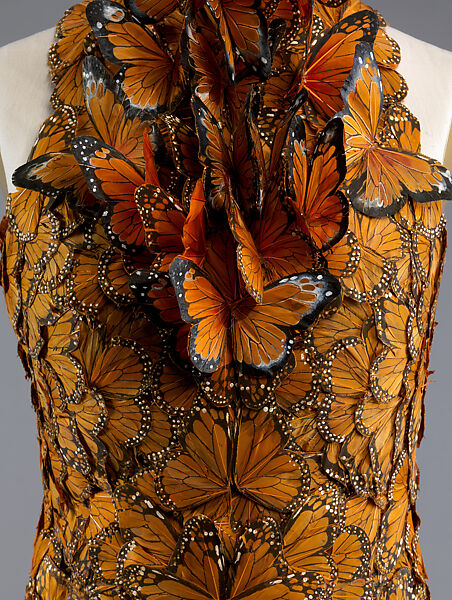 Ensemble, Alexander McQueen (British, founded 1992), silk, feathers, leather, metal, rubber, British