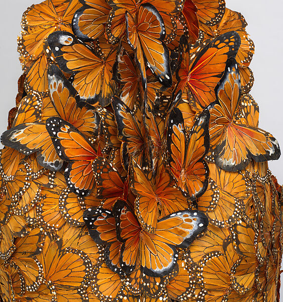 Ensemble, Alexander McQueen (British, founded 1992), silk, feathers, leather, metal, rubber, British