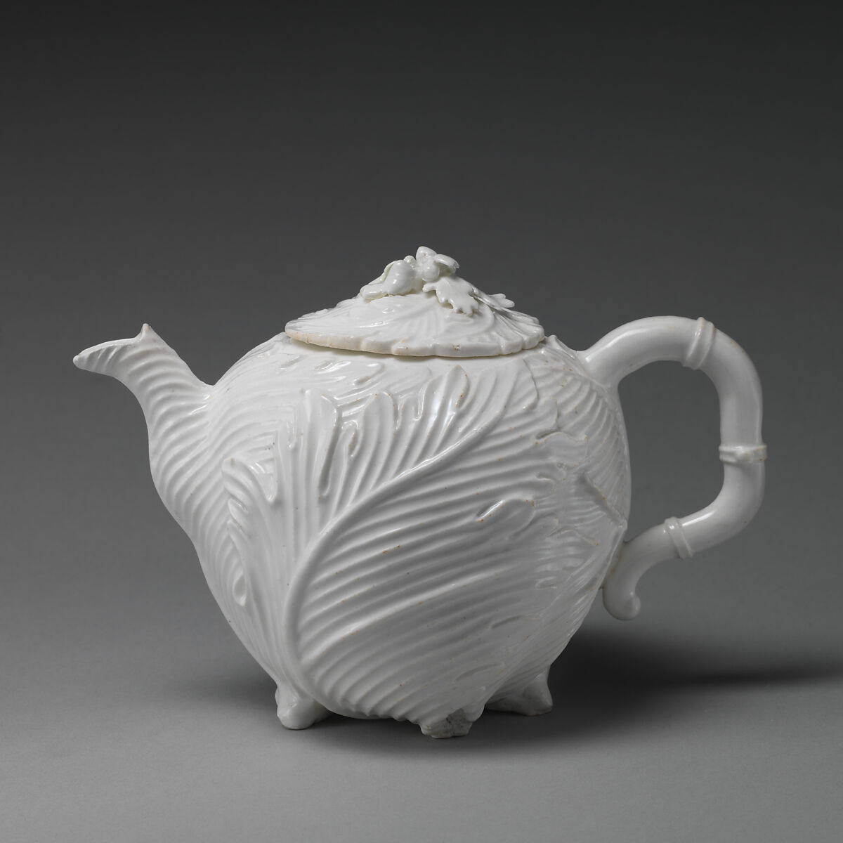 Teapot, Chelsea Porcelain Manufactory (British, 1744–1784), Soft-paste porcelain, British, Chelsea