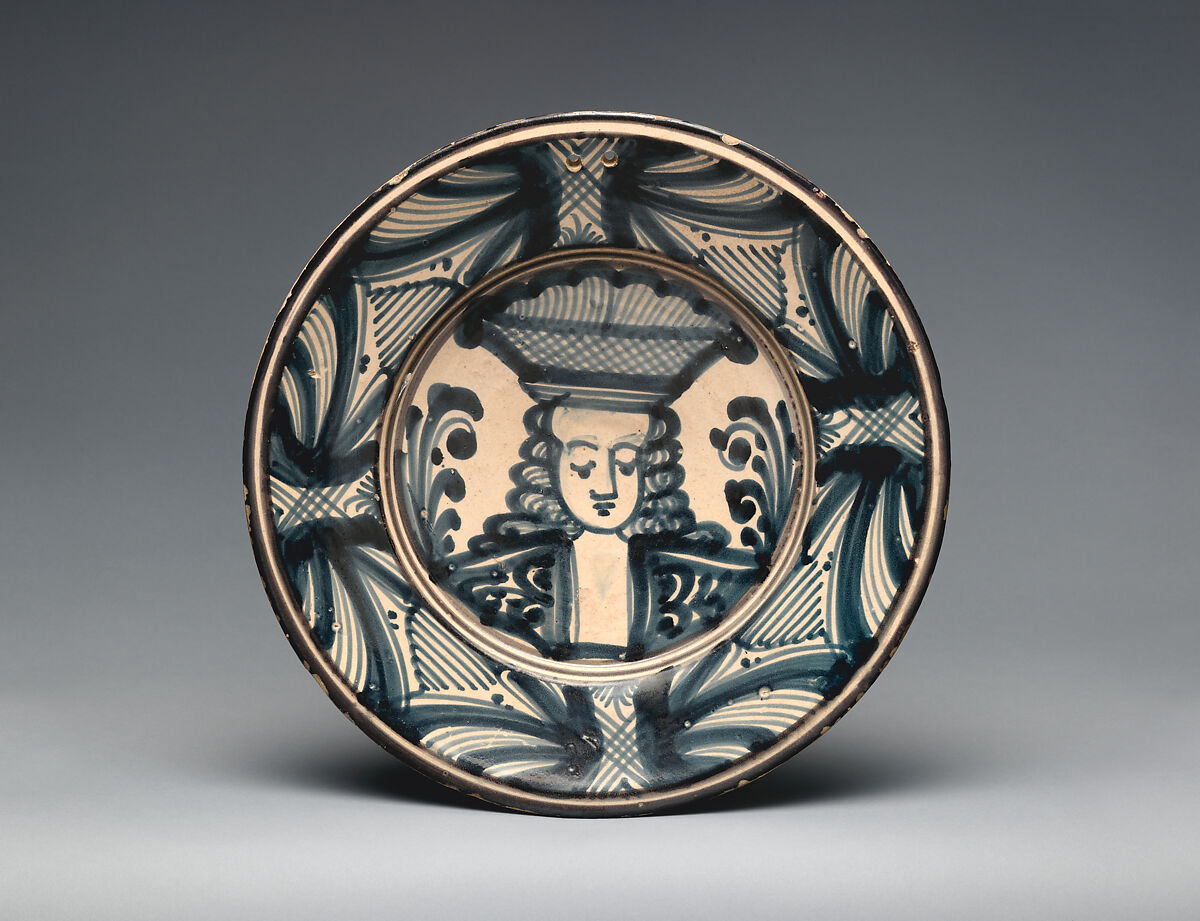Charger with portrait, Tin-glazed earthenware, probably Spanish, Talavera or Puente del Arzobispo 