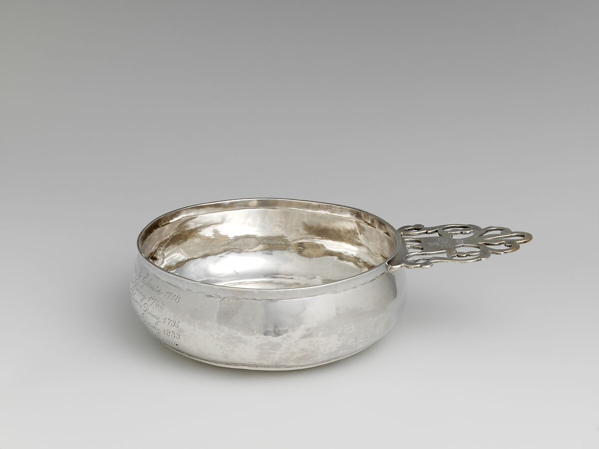 Porringer, Samuel Vernon (1683–1737), Silver, American 
