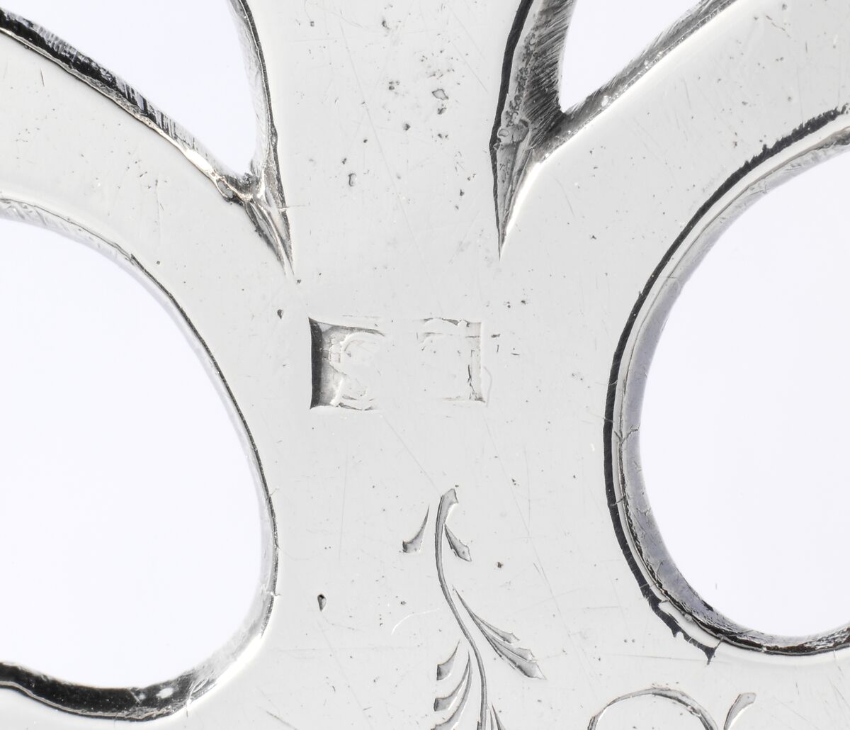 Porringer, Samuel Vernon (1683–1737), Silver, American