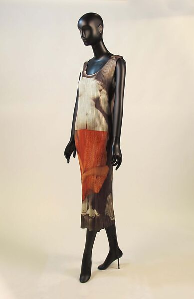 Dress, Issey Miyake (Japanese, 1938–2022), polyester, Japanese