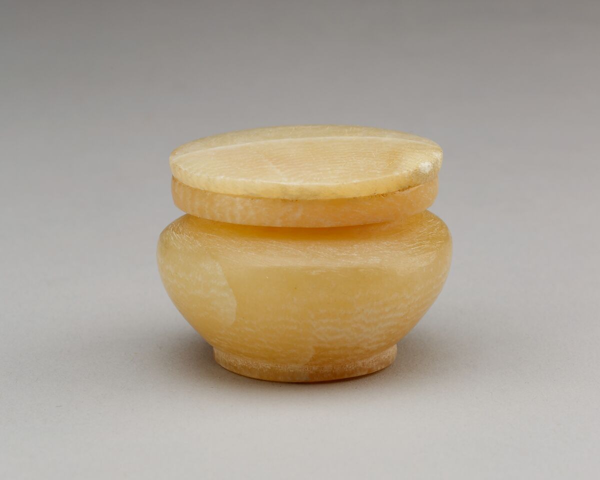 Kohl jar with a separate neck and lid, Travertine (Egyptian alabaster)