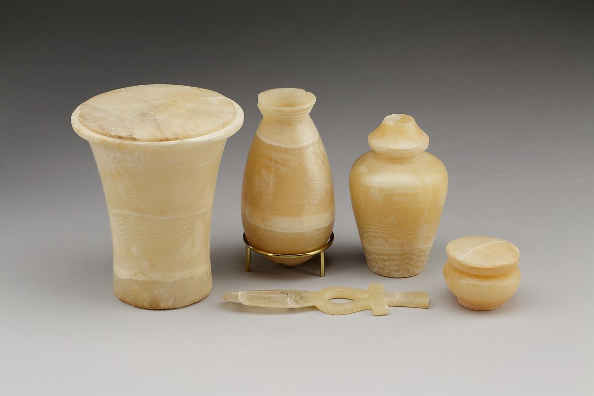 Bag-shaped jar with ridged neck, Travertine (Egyptian alabaster)