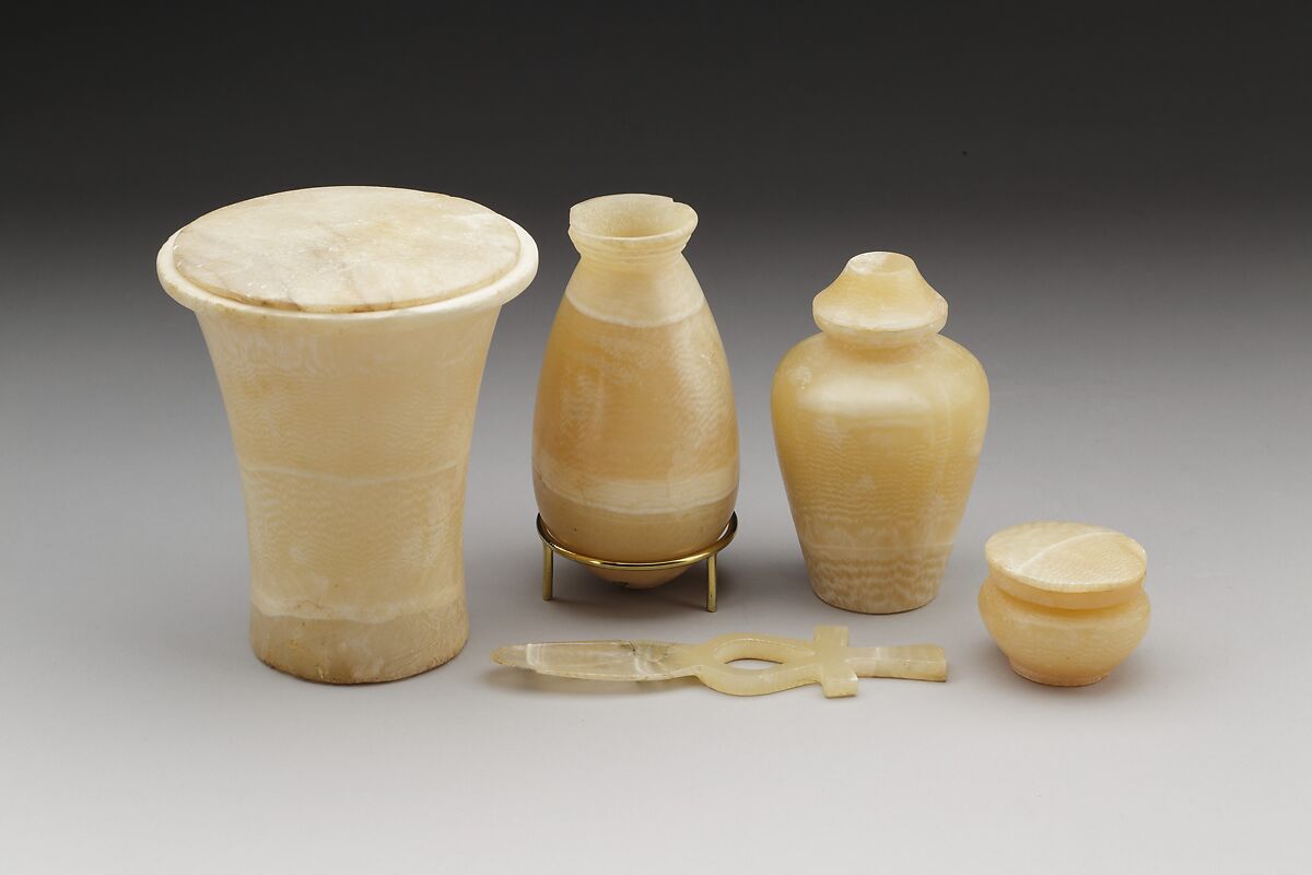 Libation jar with with lid, Travertine (Egyptian alabaster)