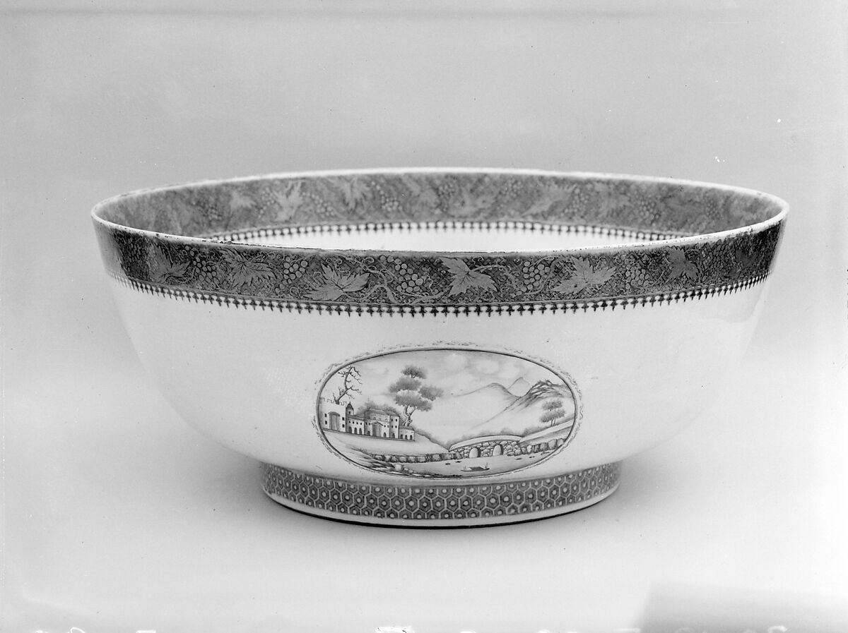 Punch Bowl, Porcelain, Chinese 