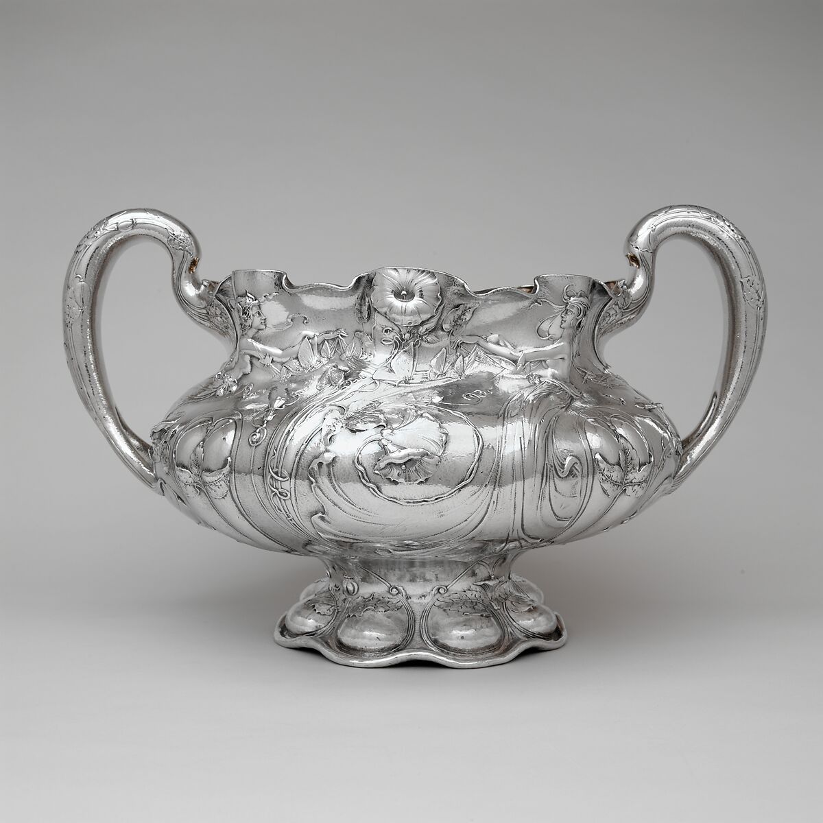 Punch Bowl, Gorham Manufacturing Company (American, Providence, Rhode Island, 1831–present), Silver and silver gilt, American
