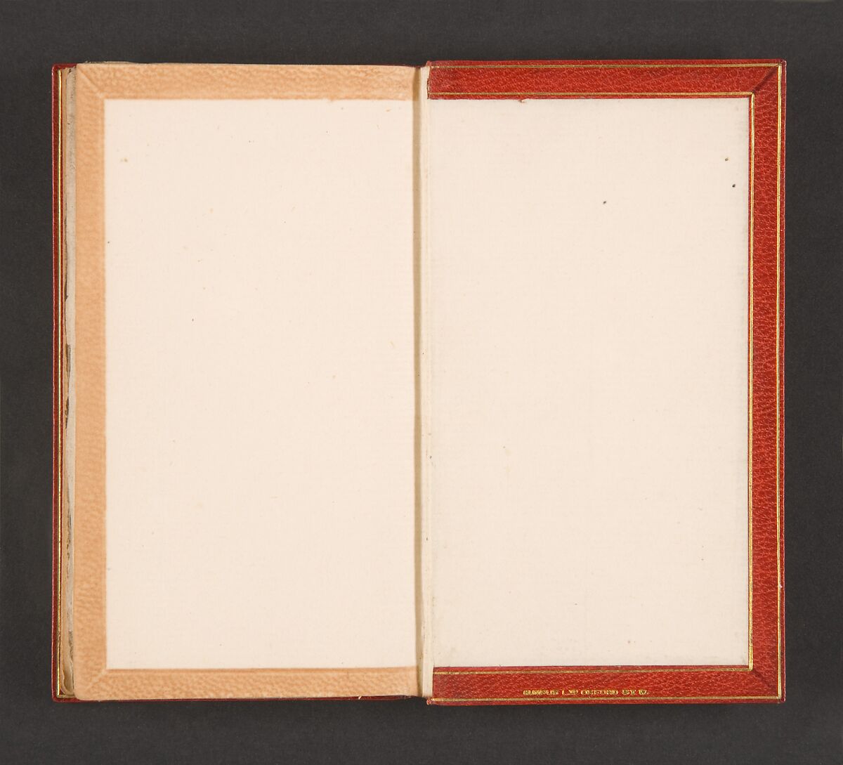 L'Amour dans le globe; ou, L'Almanach volant, composé de petites pièces fugitives, légères ou galantes, en prose & en vers: avac un précis historique de l'origine du globe aérostatique, des expériences du Champ-de-Mars, de Versailles, de la Muette & des Tuileries, ainsi que vers & chansons y relatifs. Le tout enrichi de figures, Chez Jubert