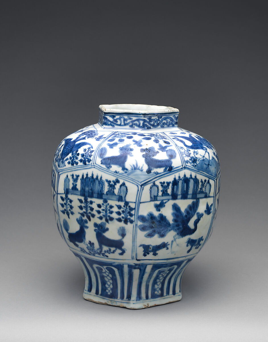 Jar with the emblem of the Order of Saint Augustine, Porcelain painted with cobalt blue under a transparent glaze, Chinese, made for export