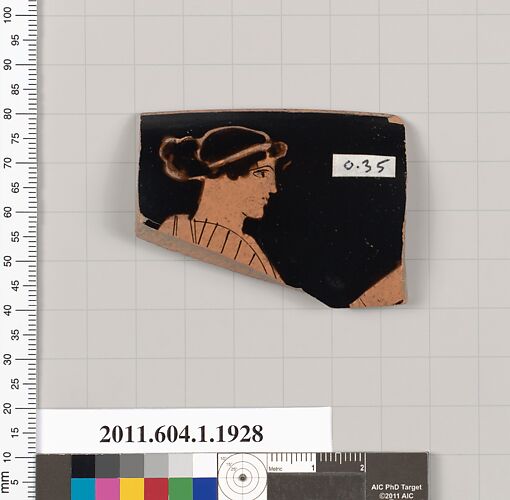Terracotta rim fragment of a kylix (drinking cup)