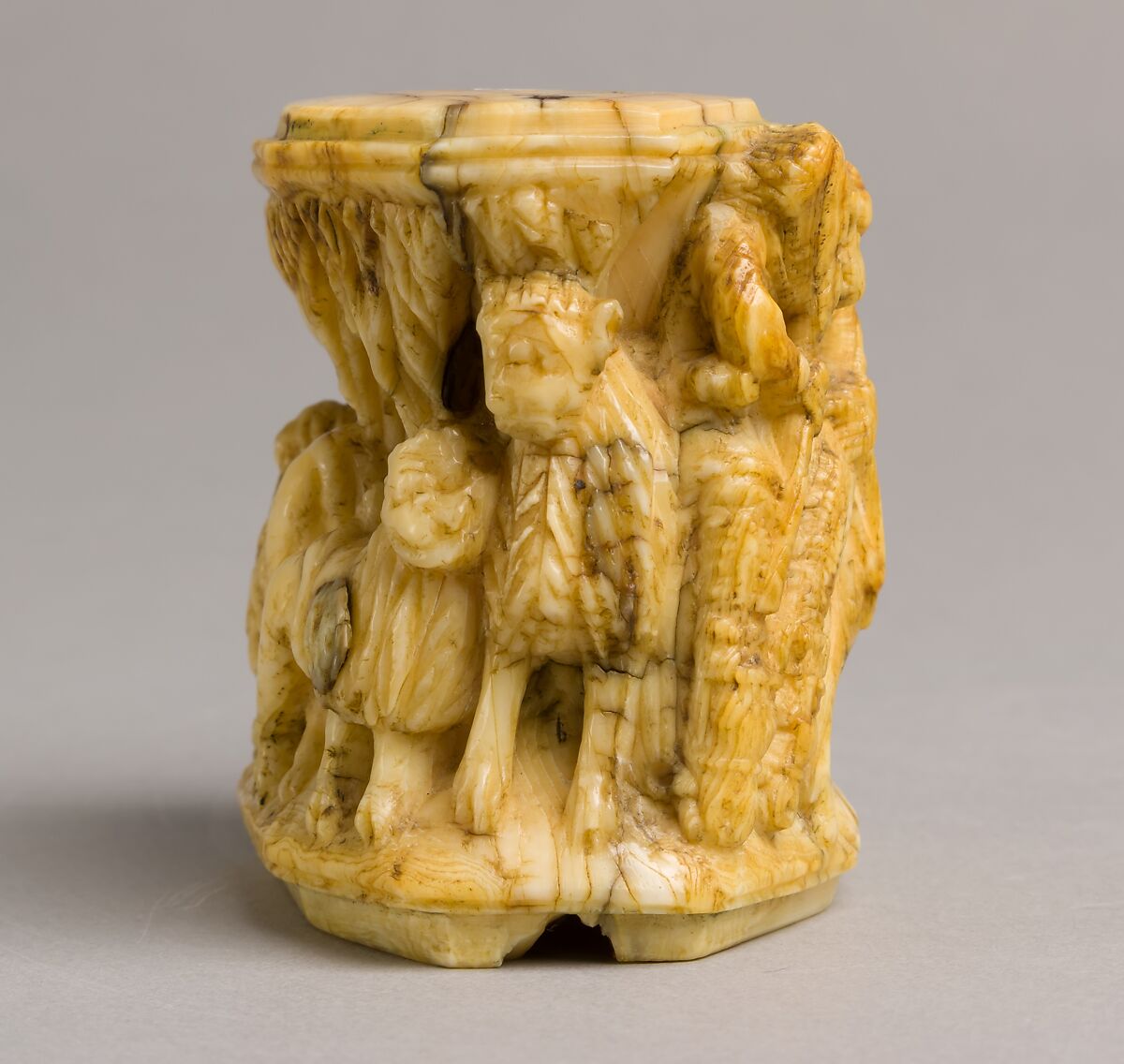 Decorative Mount, Walrus ivory (or whale tooth), German